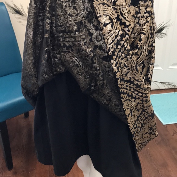 EVA MENDES DRESS | GOLD/BLACK (16) - Picture 5 of 8